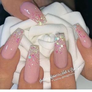 Meet your Posher, Zahra